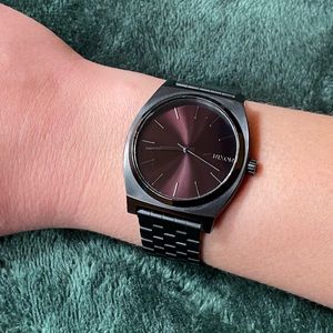 Nixon watch